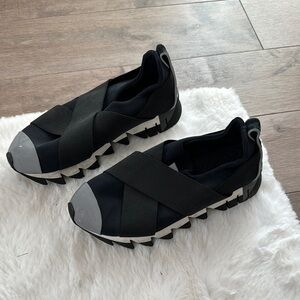 Stylish Black and Gray Women's Slip-On Shoes